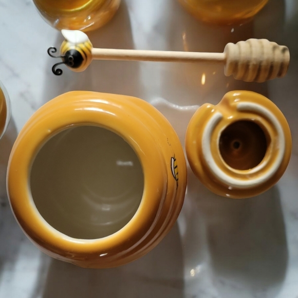 Vtg Honey Miel BEEHIVE Ceramic Jar Pot Bumblebee Bee Daisy Wood Spoon Dipper - Picture 7 of 8